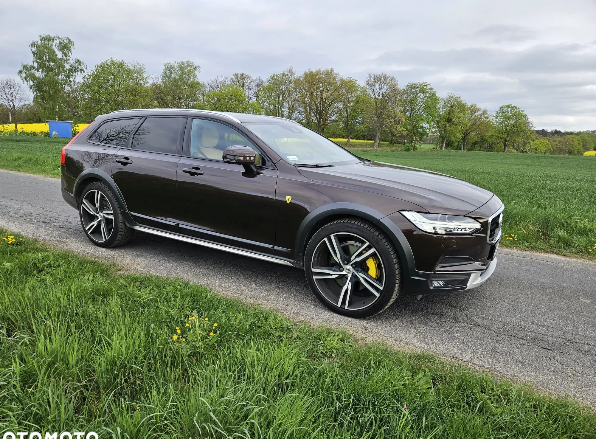 Volvo V90 Cross Country cena 159000 przebieg: 152500, rok produkcji 2019 z Wrocław małe 704